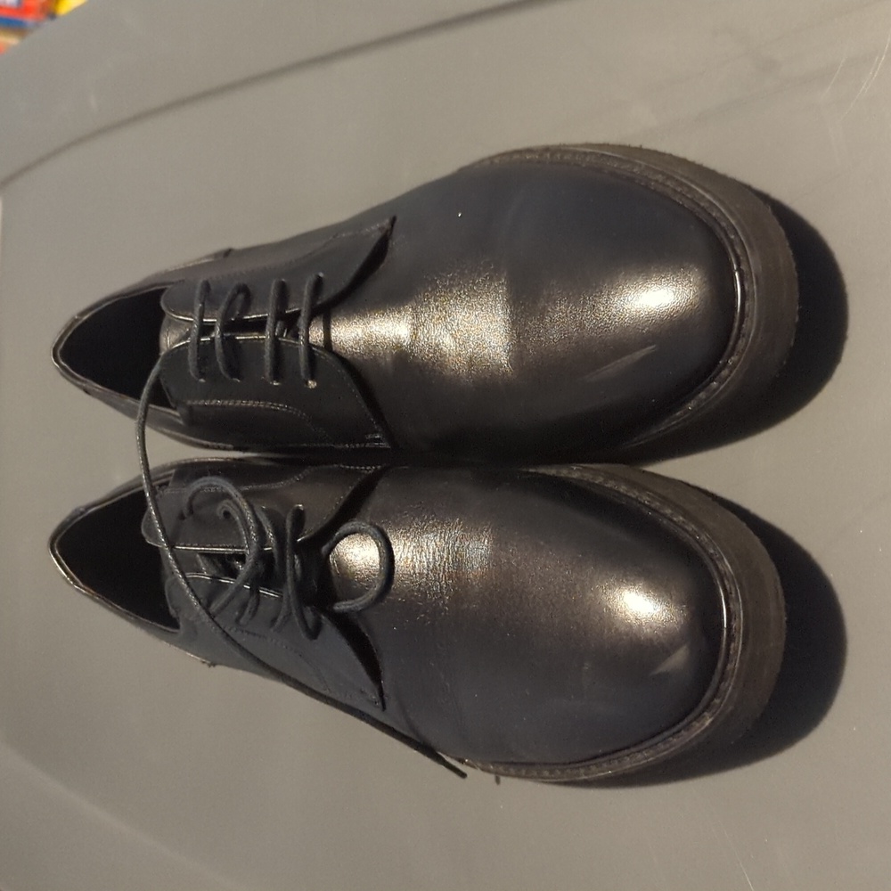 EUC Men's black Belvedere Studio oxfords, size 10 NO BOX